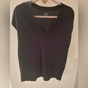 Frame Denim black  V-Neck Top
Super soft top.  Size M